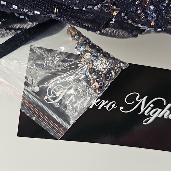 Pisarro Nights Navy Glod Silver Layered Halter Beaded Maxi Gown Womens 12 New - Picture 8 of 9